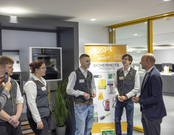 Jubelndes Schachermayer Team