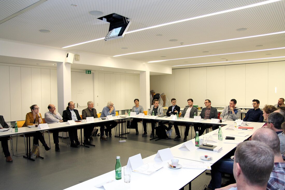 Gruppe im Raum