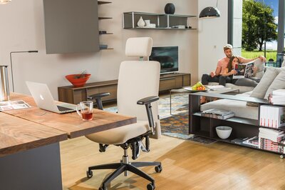 Schreibtisch im Homeoffice