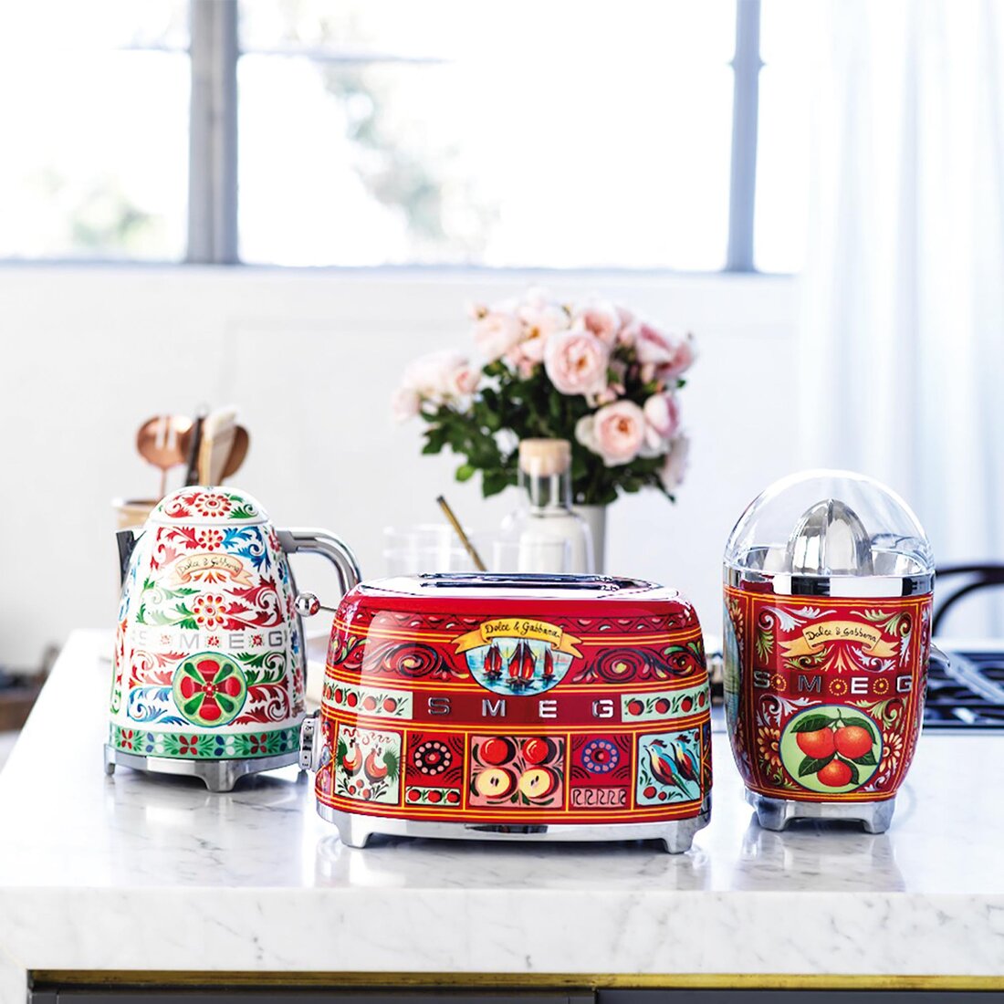 Kleingeräte für die Küche von Smeg im Dolce&amp;Gabbana Design