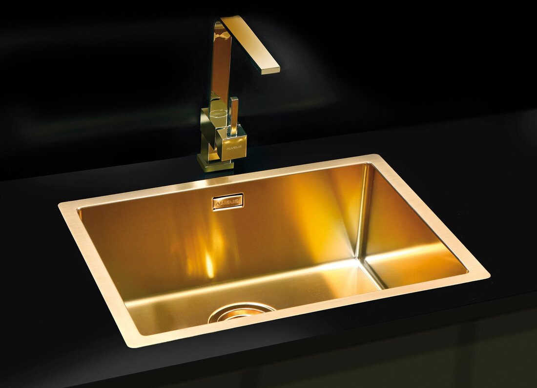 Goldene Spüle