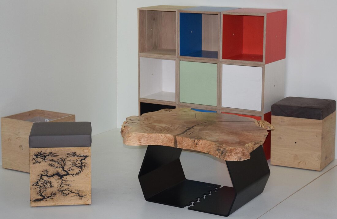 Holzhocker