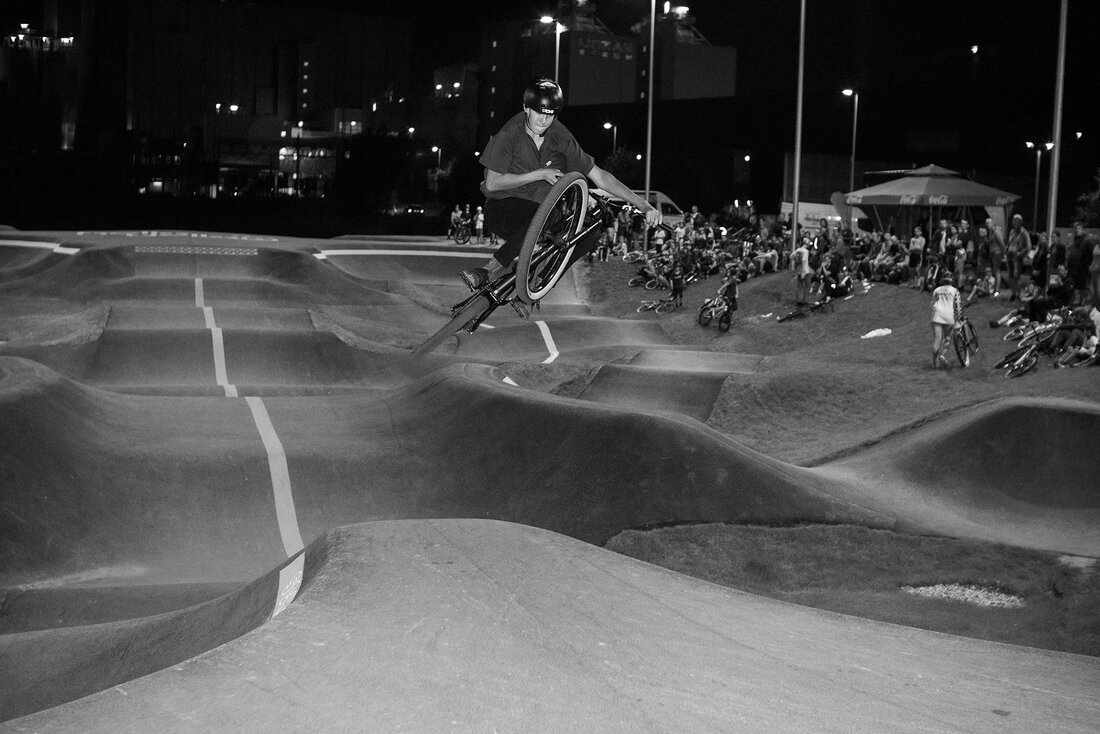 Radfahrer am Pumptrack