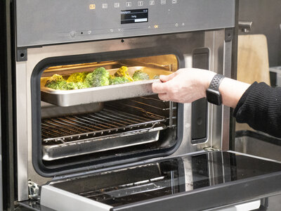 Brokkoli im Dampfgarer garen