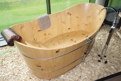Holzbadewanne