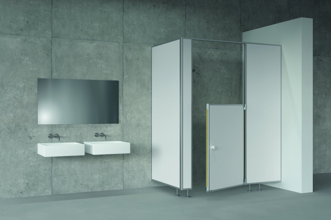 Kindergarten WC mit Trennwandsystemen