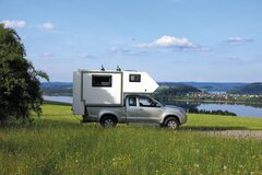 Pickup Camper vor See