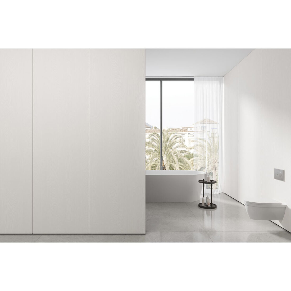 weiße Wandpaneele in einem weißen Badezimmer