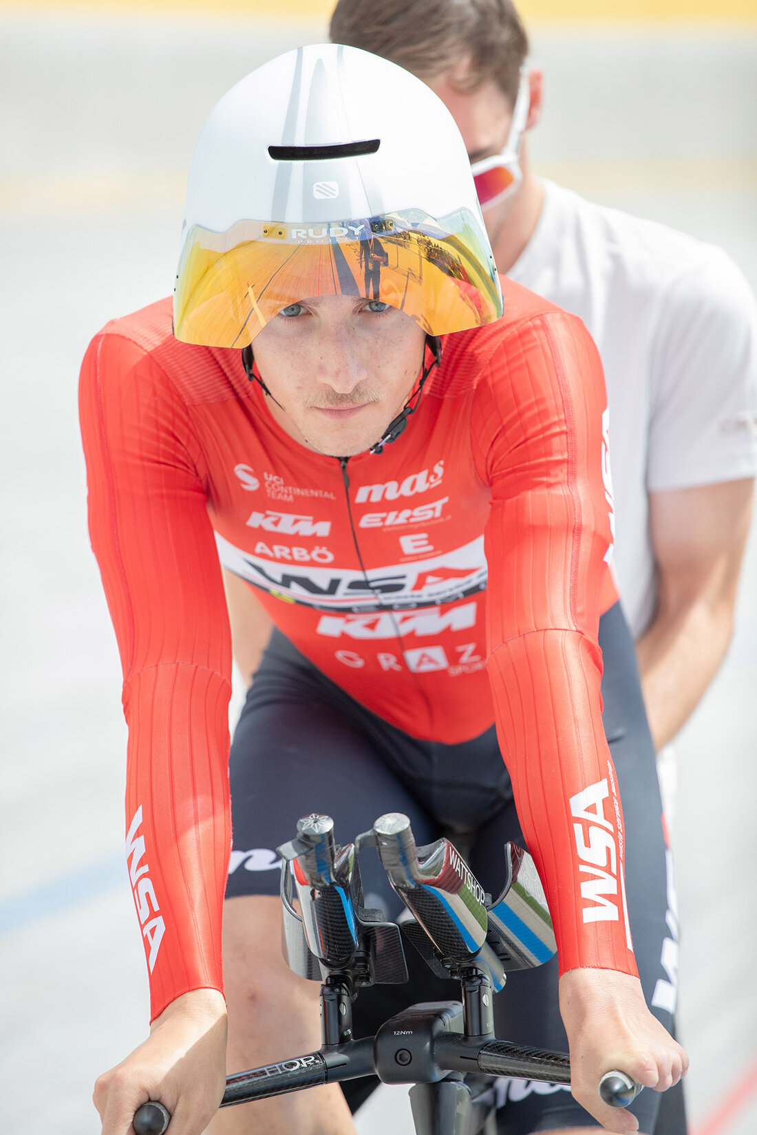 Bahnradfahrer im Velodrom