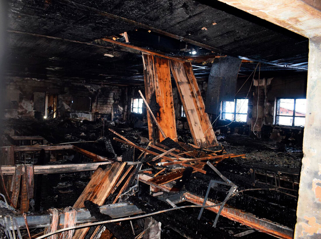Brand Schutt und Asche