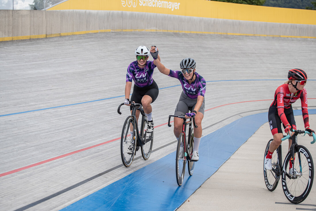 Bahnradfahrer im Velodrom