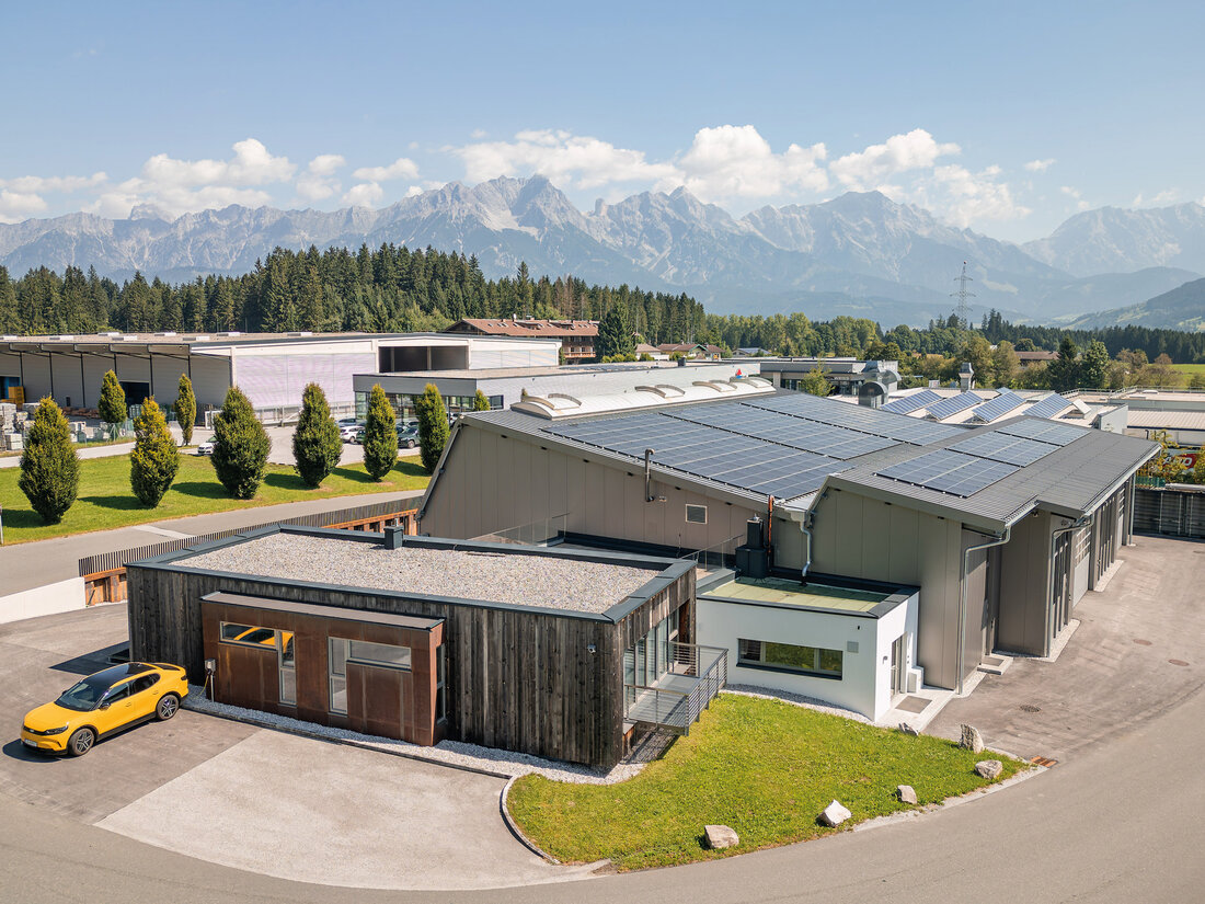 RS Edelstahl Gebäude von außen