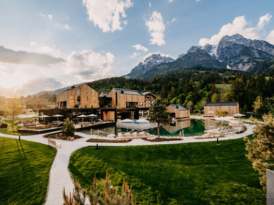 Naturhotel Forsthofgut mit See