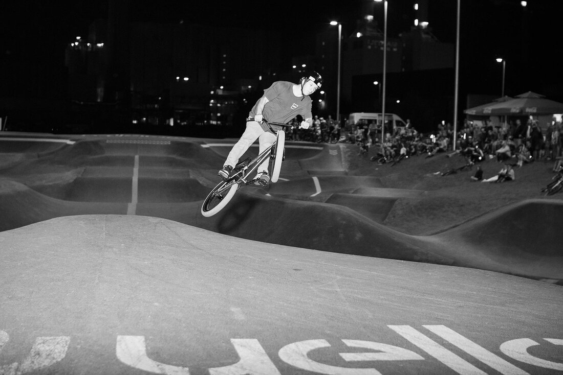 Radfahrer am Pumptrack