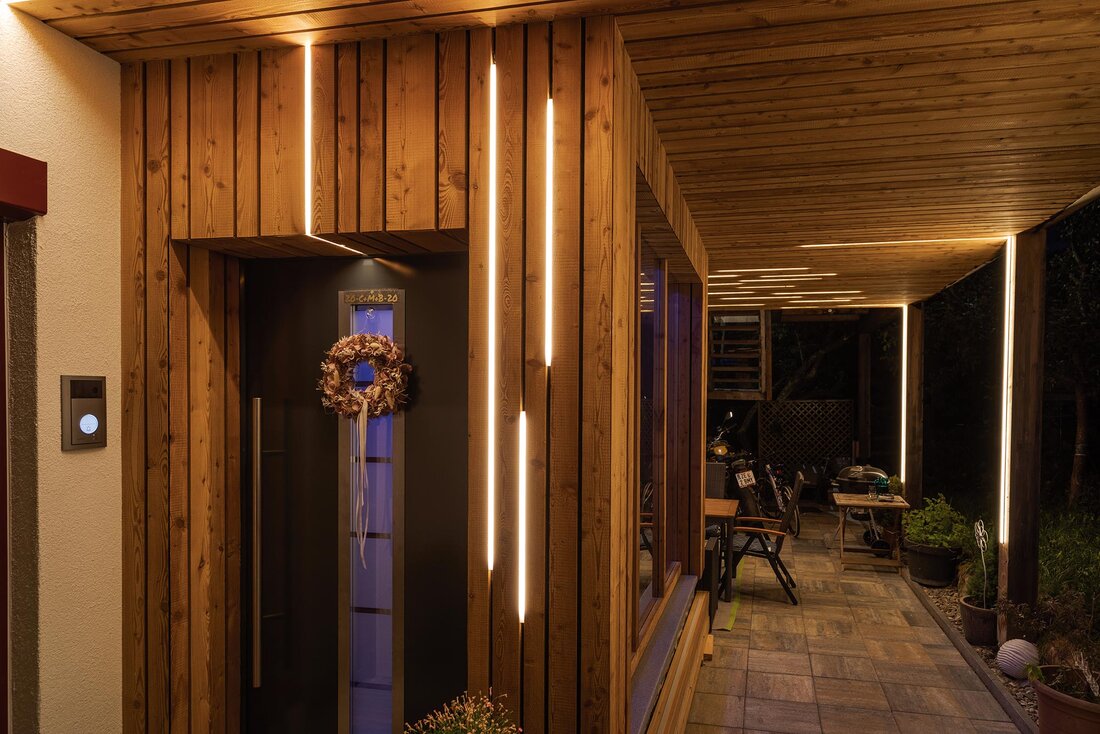 Terrasse mit LED-Streifen